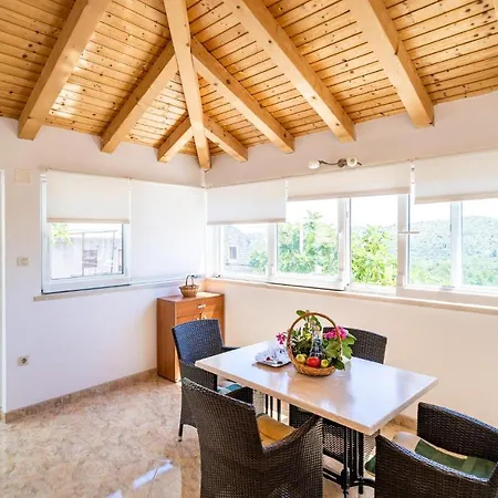 Amazing In Zaton With Kitchen